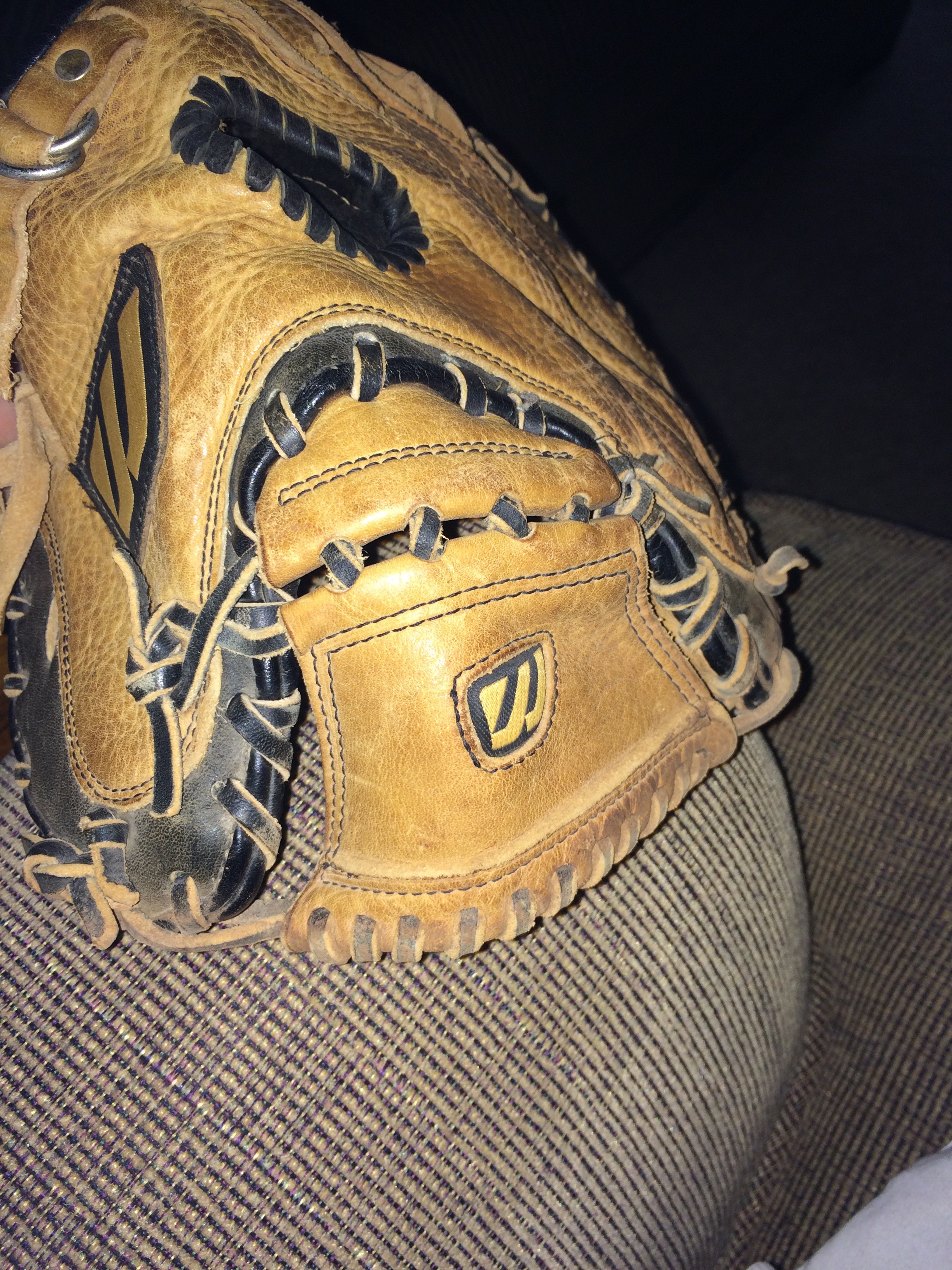 Relace a Baseball Glove 8 Steps Instructables