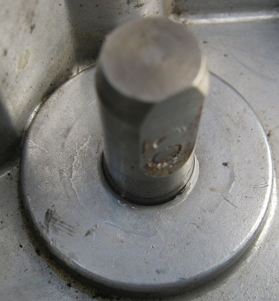 Repair and Rebuild a Deep Vacuum Pump, the JB Industries DV85. 6 Steps