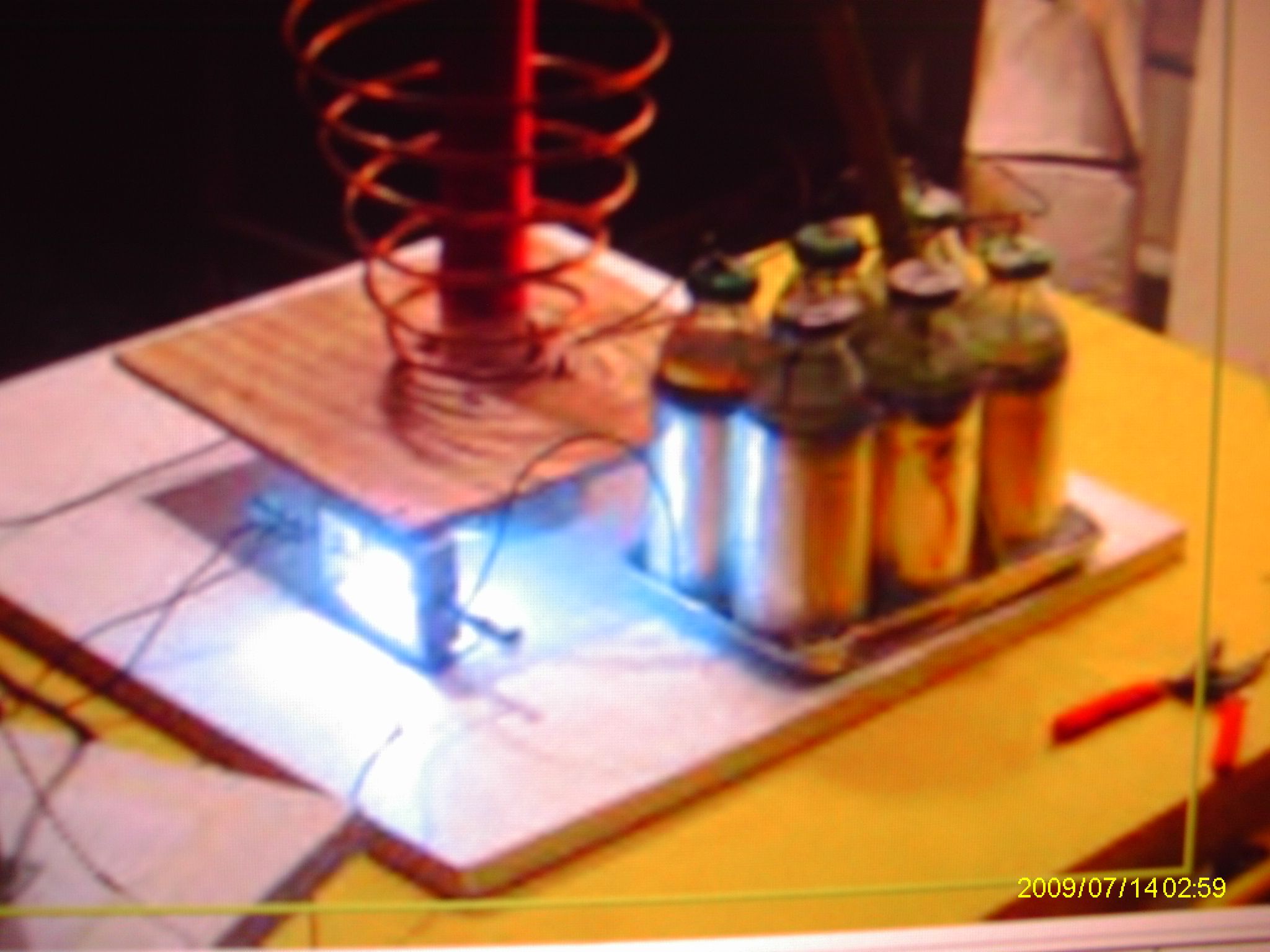 Simple Saltwater Capacitator