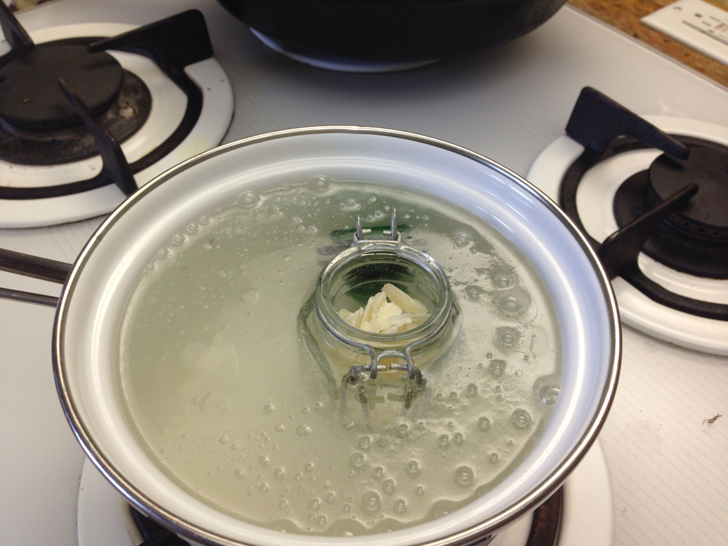 Rehab a Leaky Cutting Board With Beeswax 5 Steps Instructables