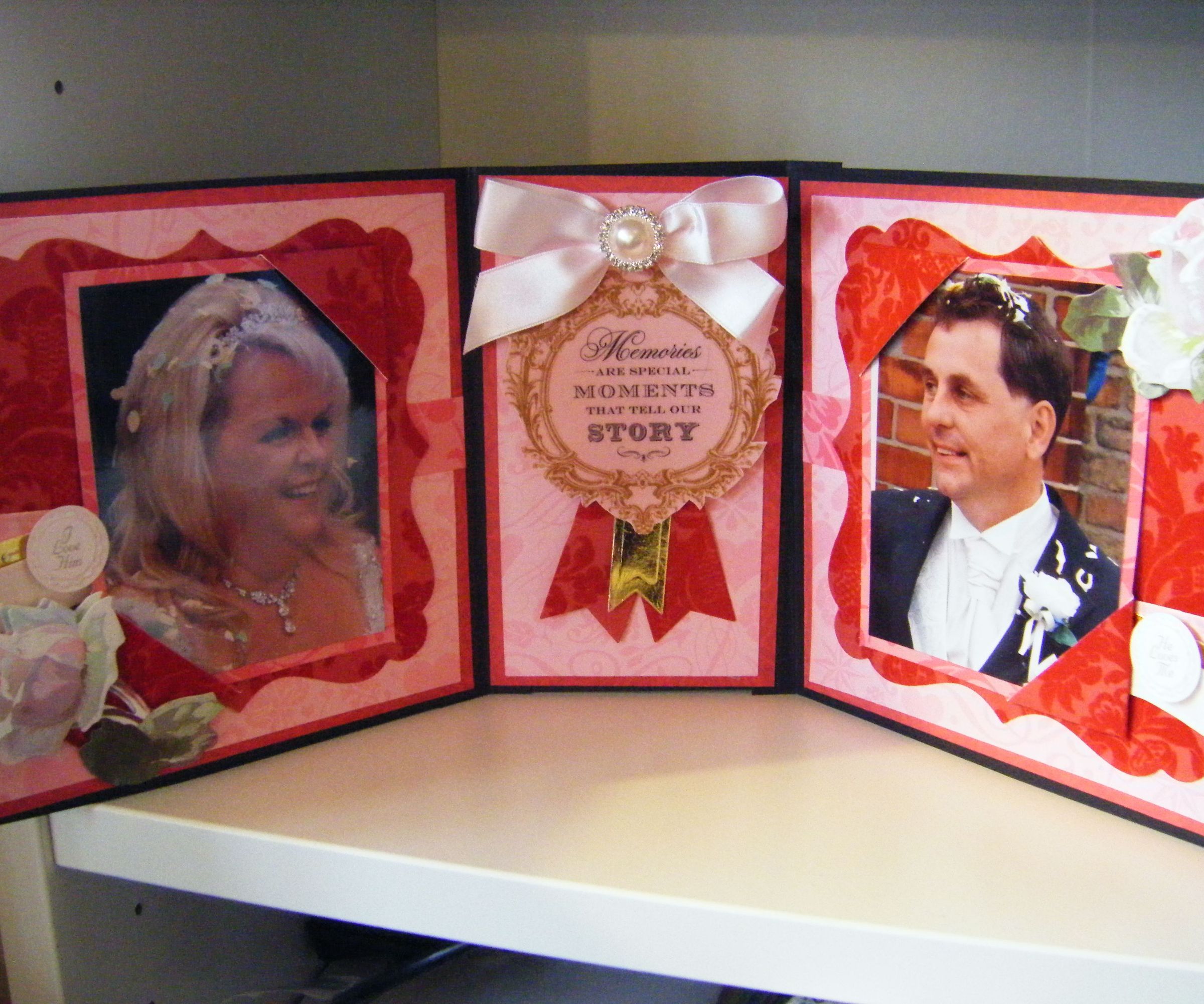 How to Make a Floral Fancy Wedding Photo Card