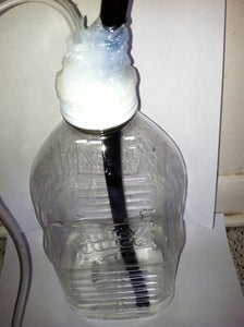 Liquid Feed Container