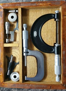 MICROMETER TOOL BOX