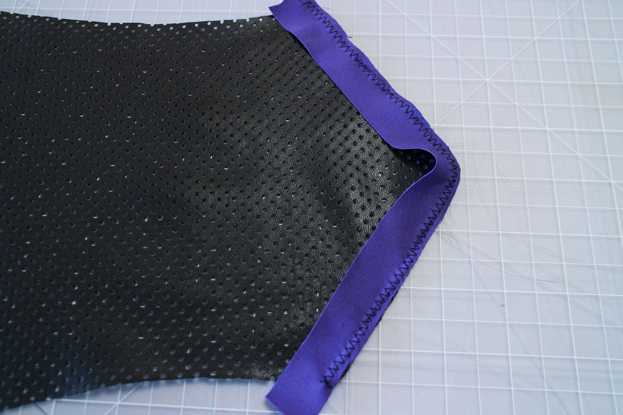 How to Sew Spandex 14 Steps (with Pictures) Instructables