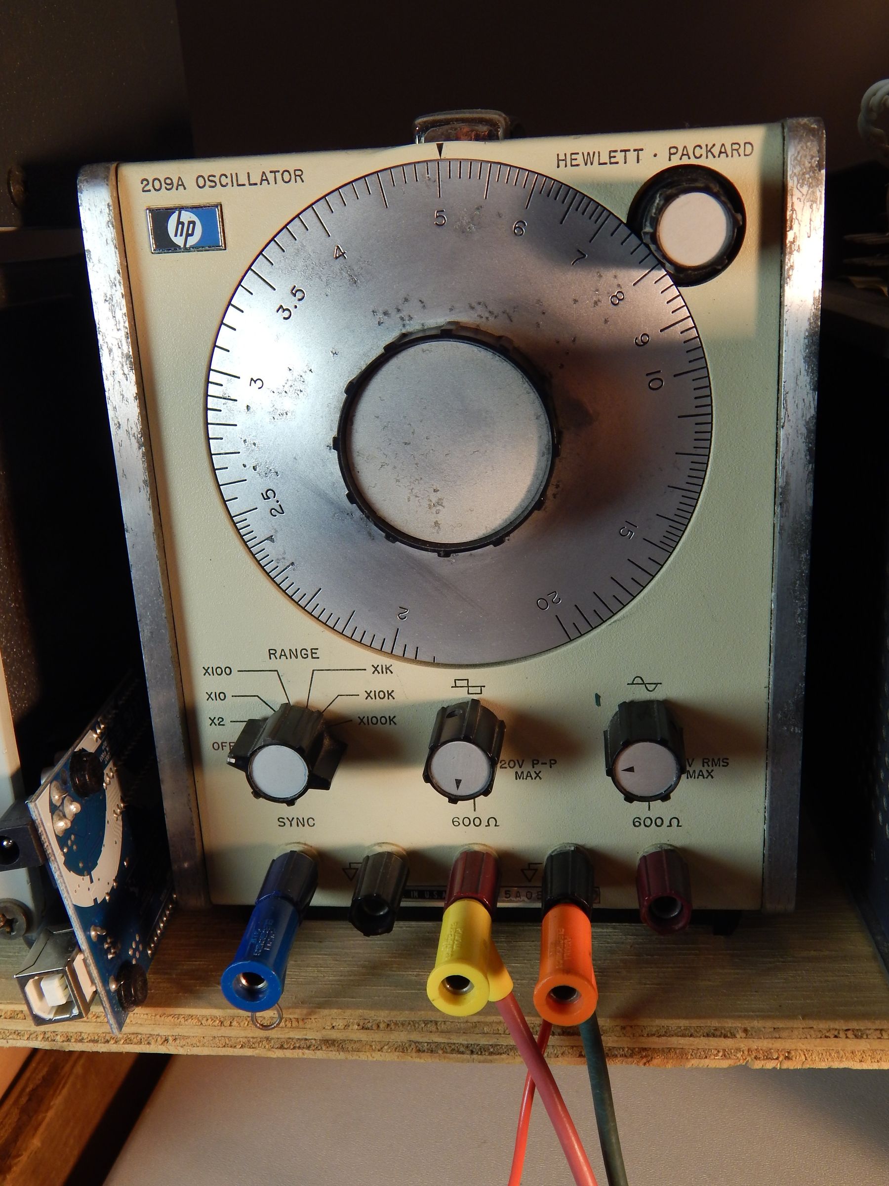 A Tale of 3 Oscillators – Fixing Old Electronics