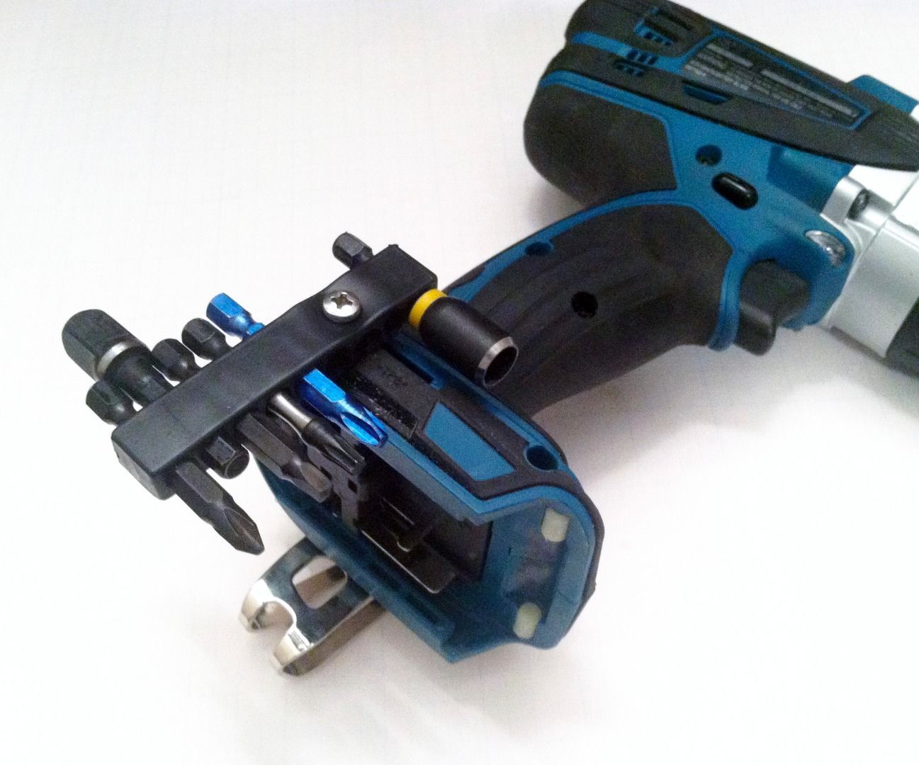 Bit Magazine for a Blue Drill