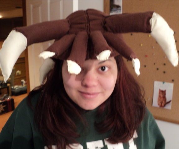 Head crab hat 