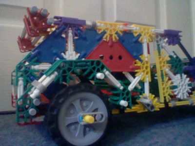 Knex Car With Large Trunk Space Crash Test.