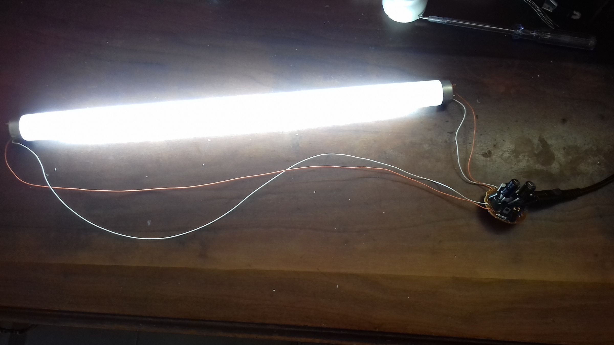 Recycle the Electronic Ballast From Compact Fluorescent Lamp (Reciclar