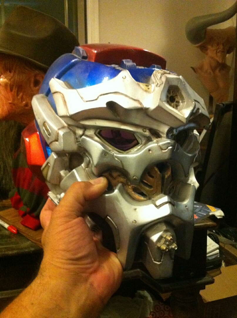 Professional & Durable Giant Robot Kaiju Costume!