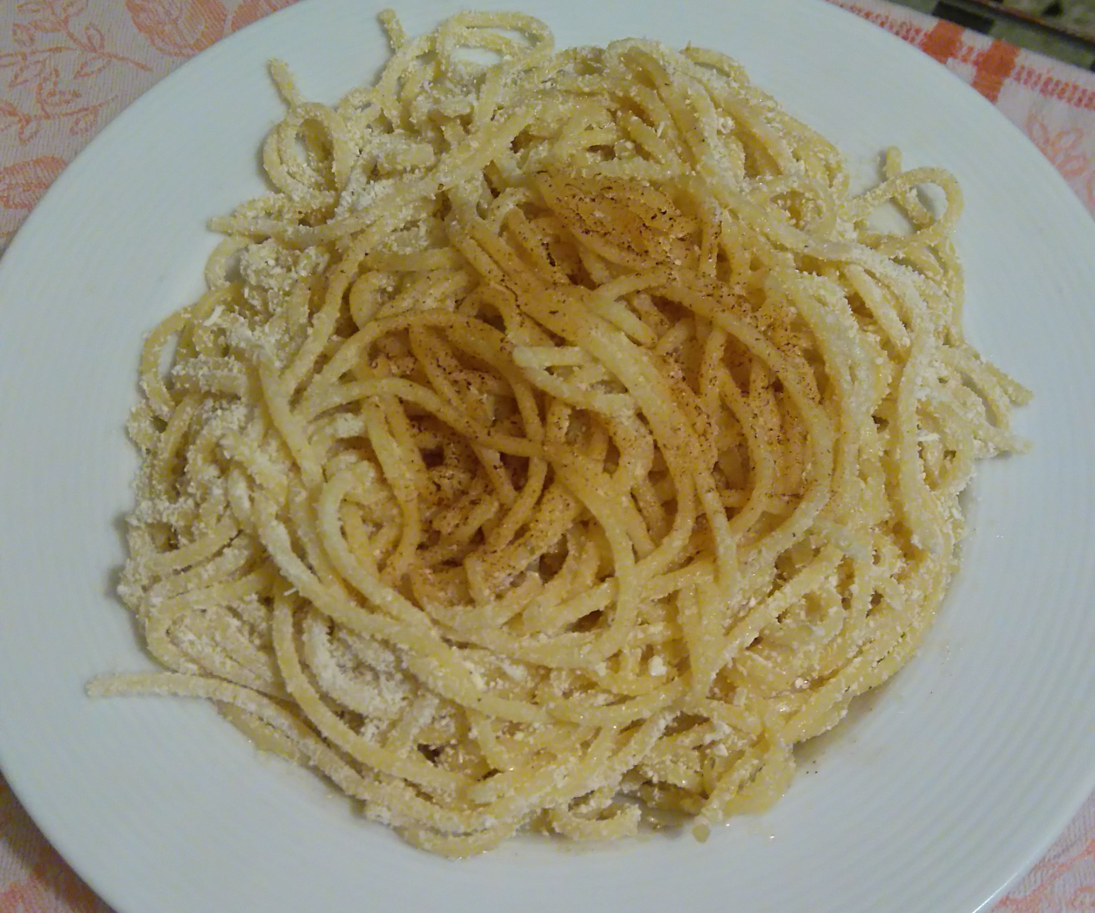 Macaroni with cheese: The Greek way