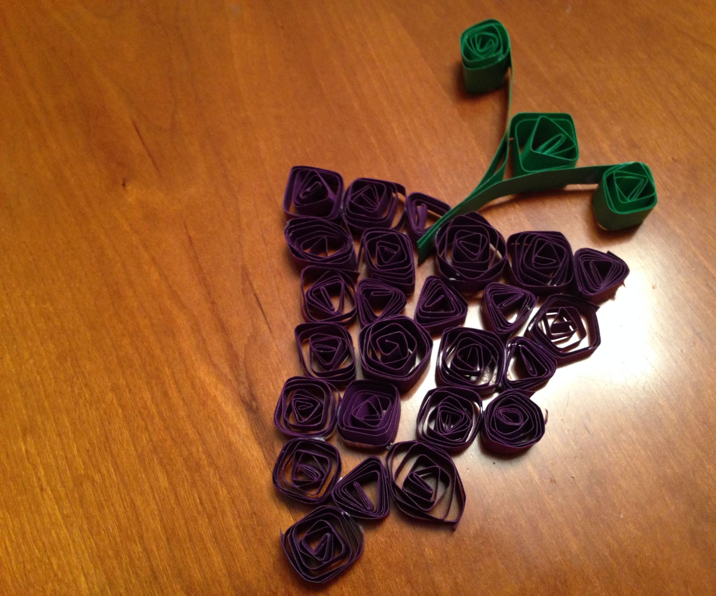 DIY Quilled Grapes