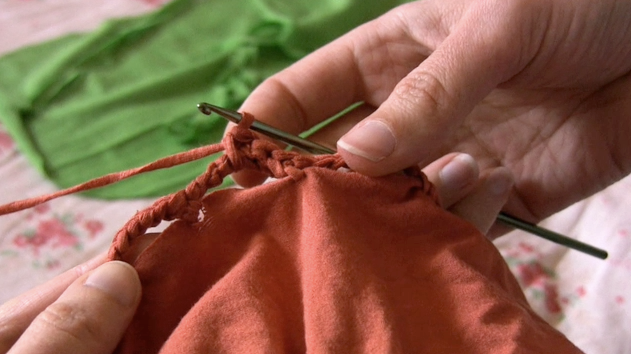 How to Crochet a Neckline : 4 Steps - Instructables