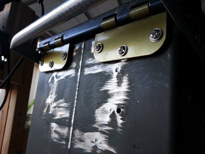 HANDLES