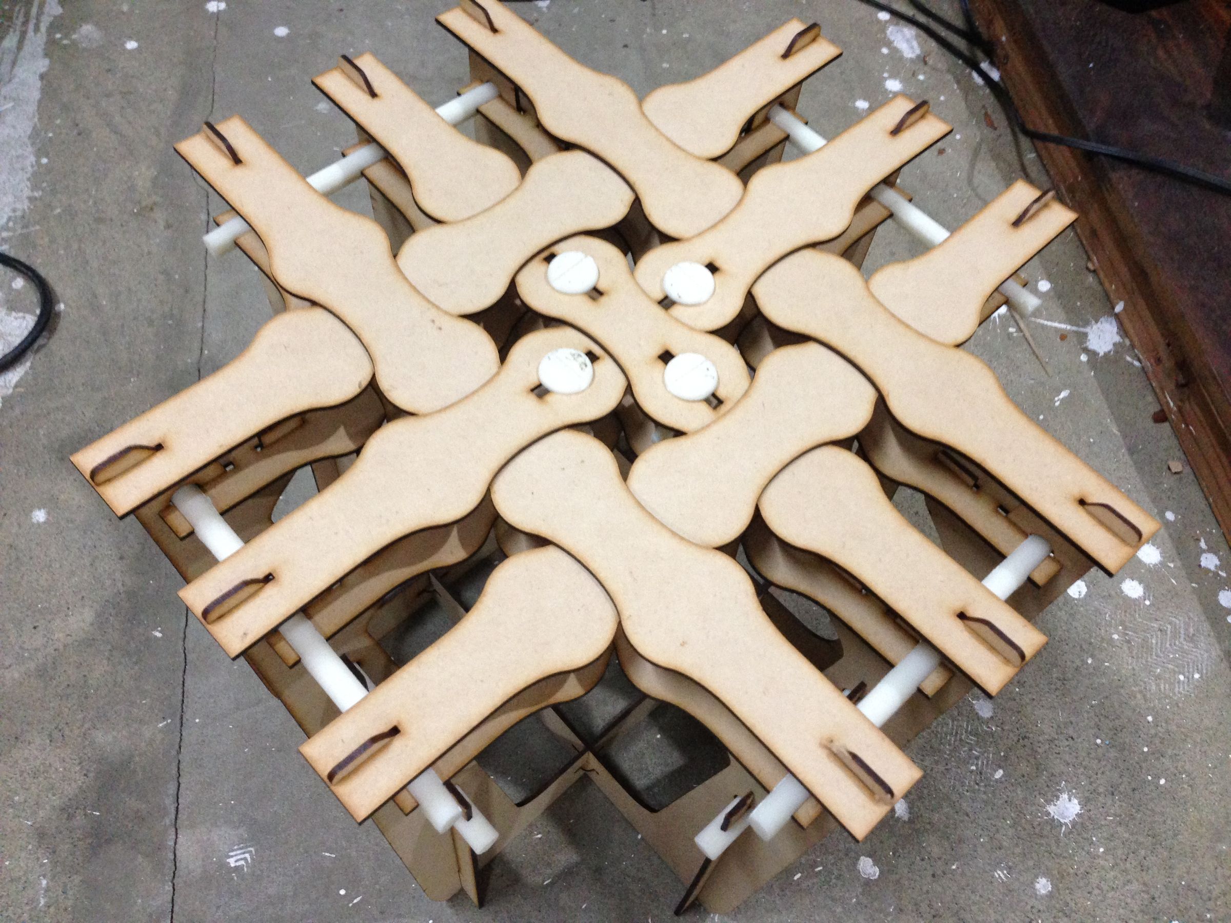 Ami-Isu - Knitted MDI Stool