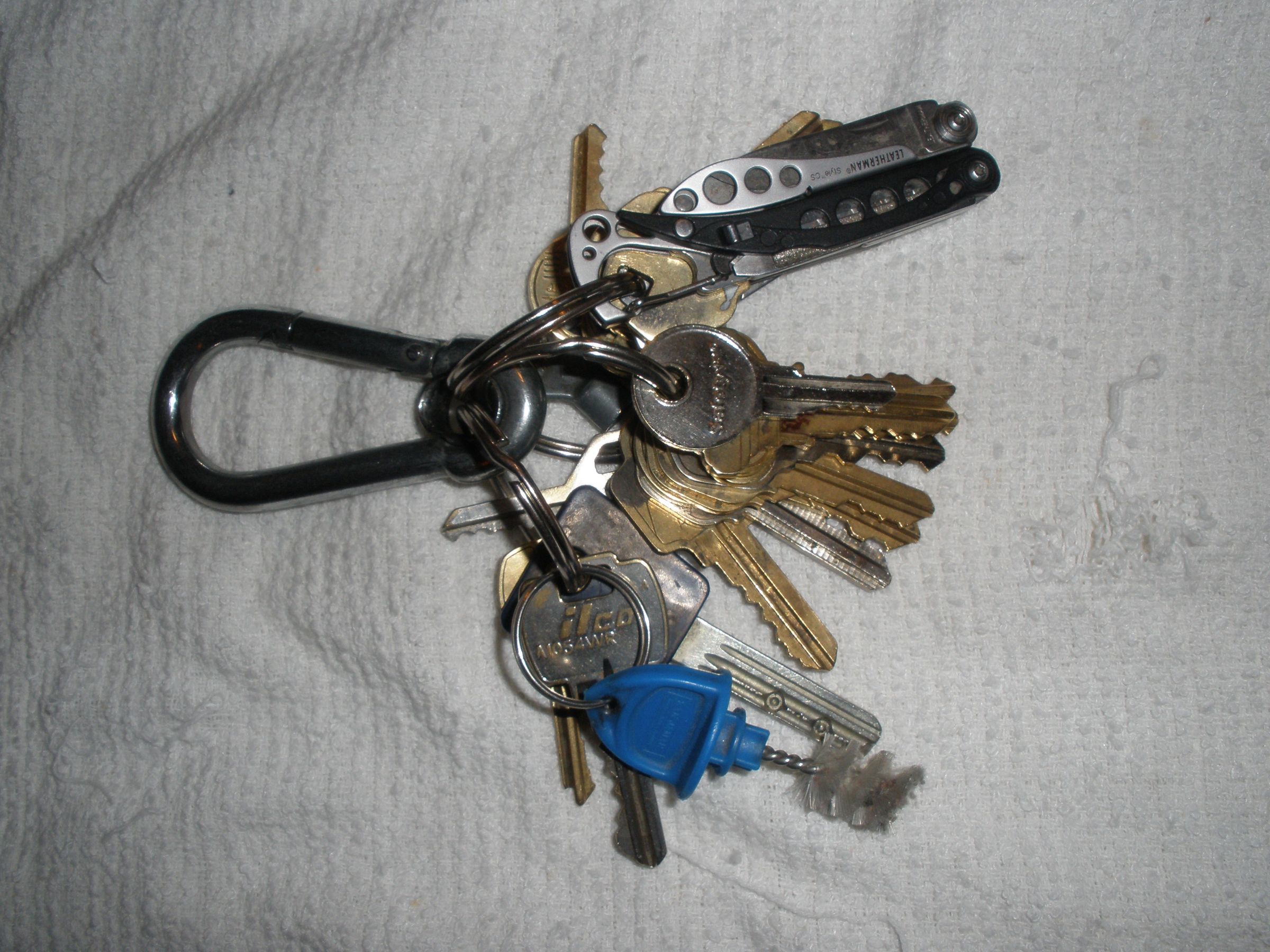 Carabiner Keychain Mod Stop Dropping Your Keys 5 Steps (with