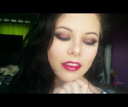 Plum Smokey Eye Makeup Tutorial