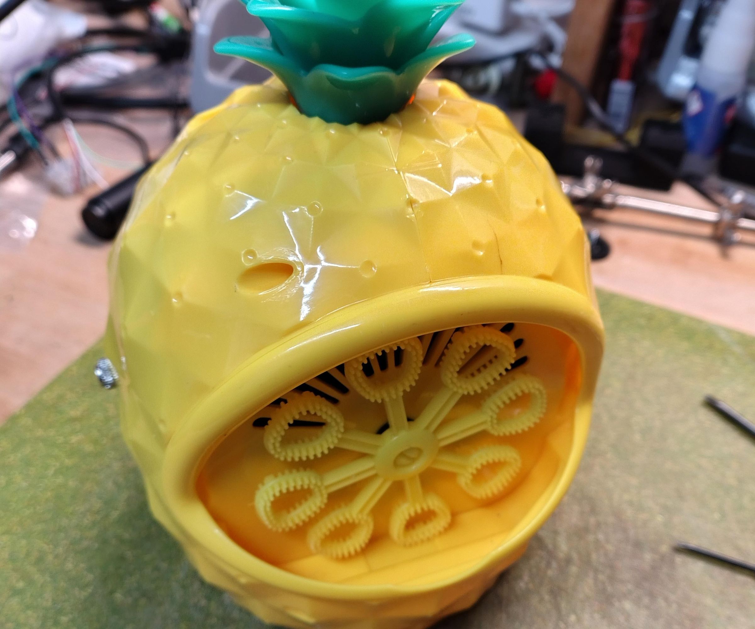 10 Second Operation Bubble Machine