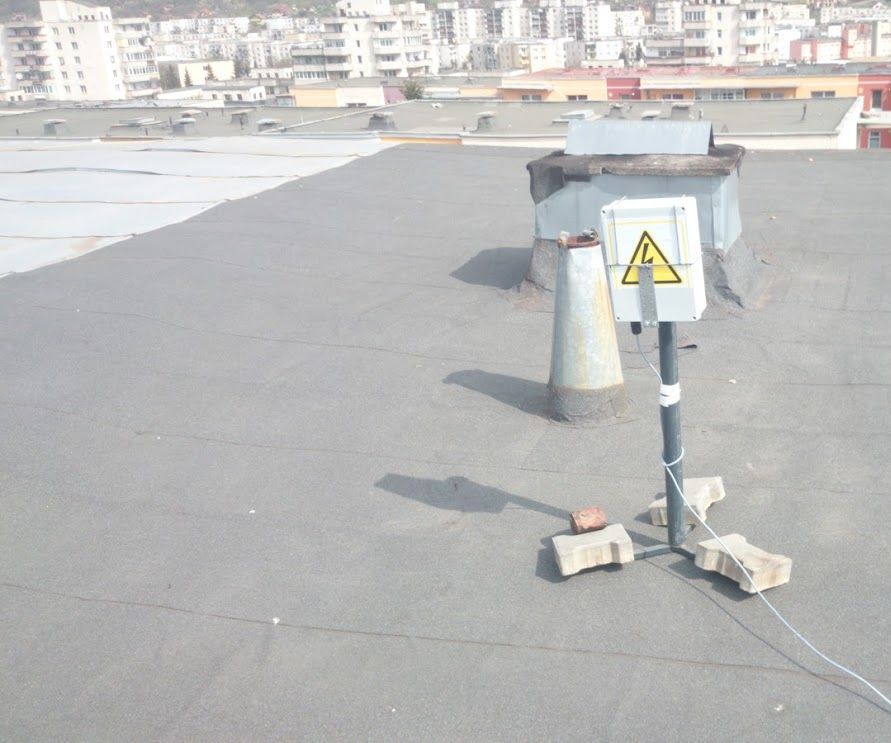 Flight Monitor Using a Raspberry PI and a DVB Stick