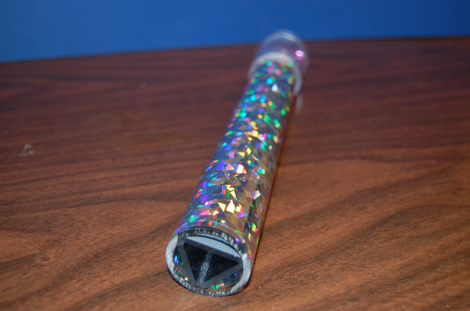 How to Make a Kaleidoscope : 8 Steps - Instructables