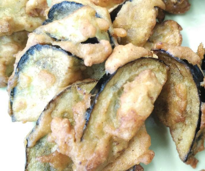 Aubergine Pakodi