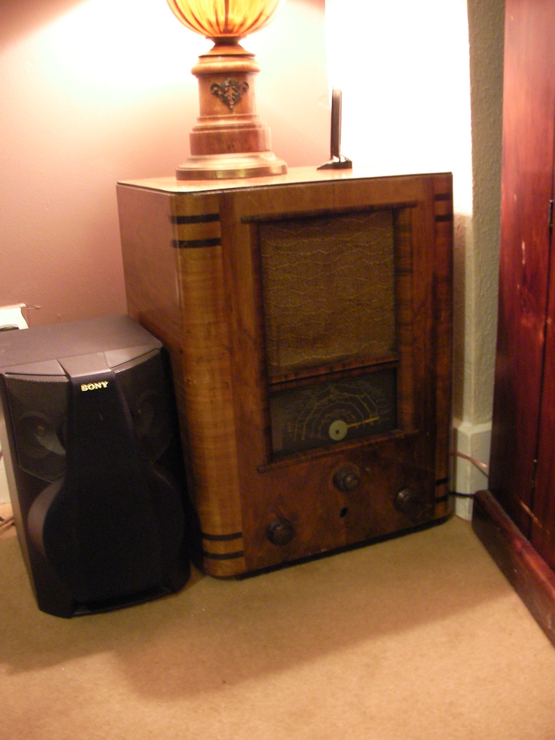 Antique Radio Conversion