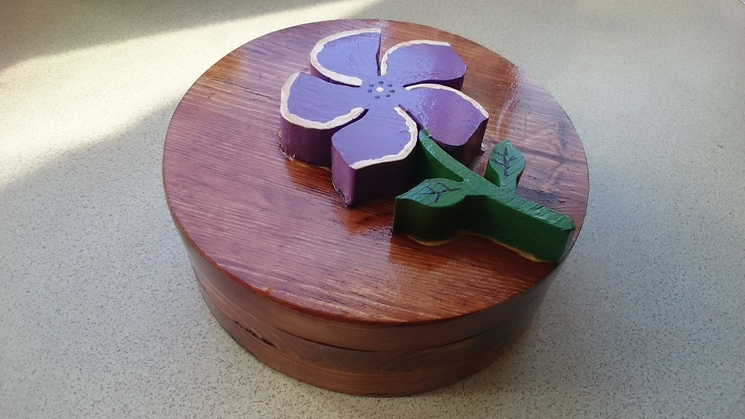  Jewelry Box With a Screw on Lid.