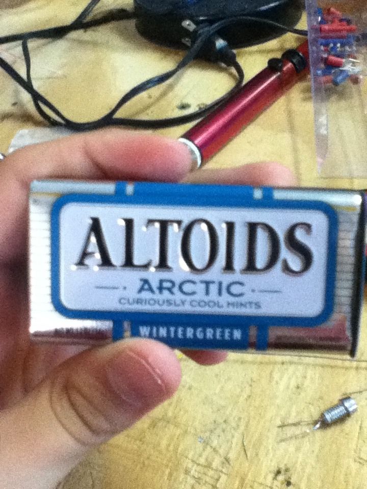 The Magnetically Switched Altoids LED Flashlight!