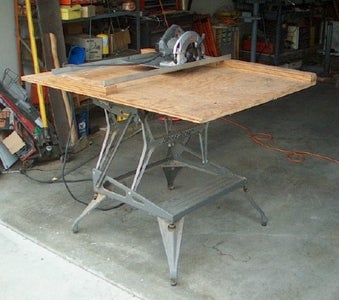 Mount for a Circular Saw Precise Cutting Accessory