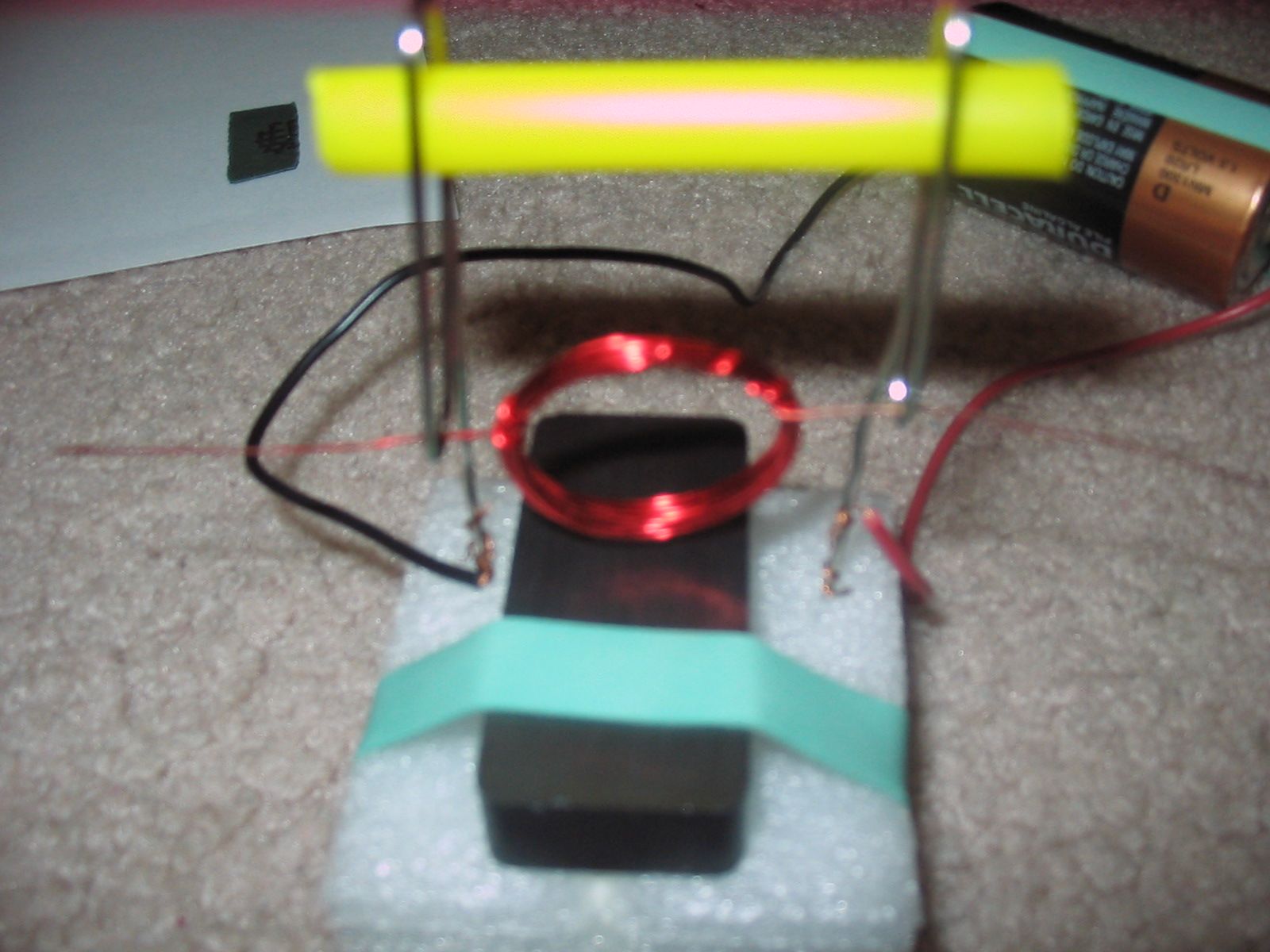 how to make a simple spinning motor