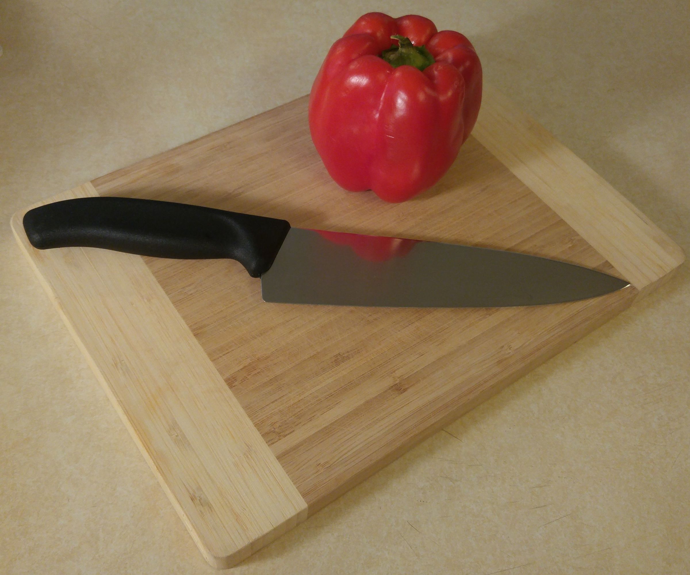 How to Efficiently Dice a Bell Pepper