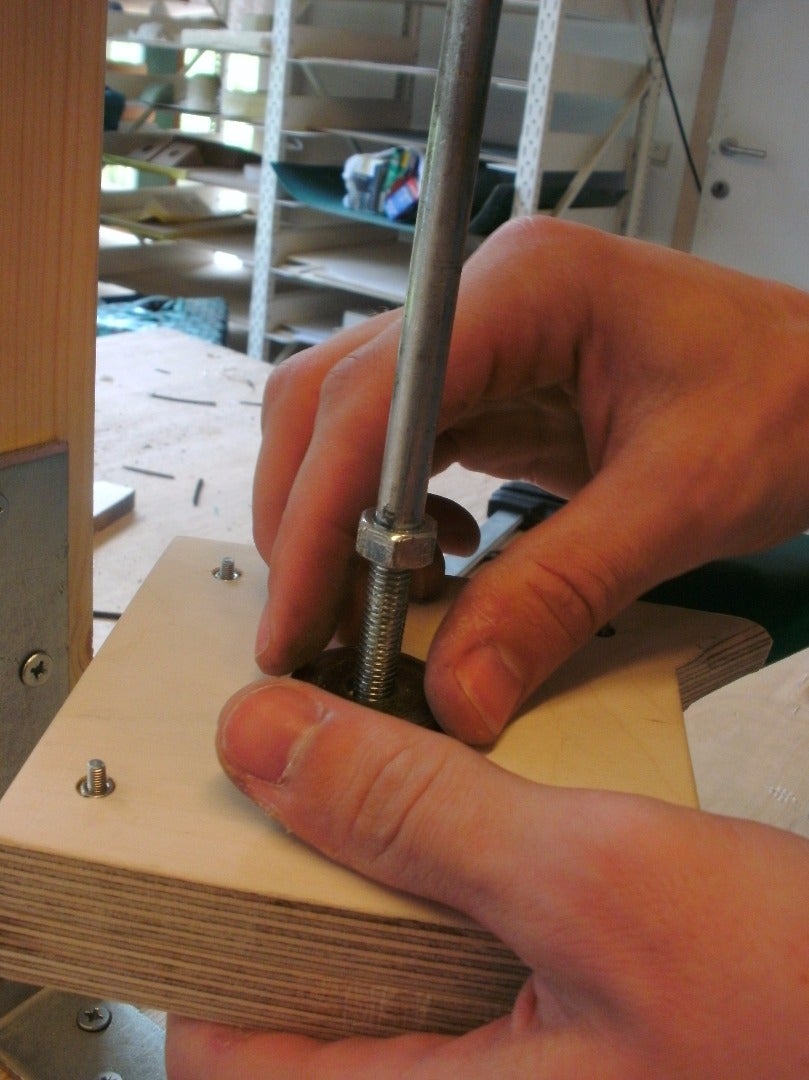 Assembly of the Handle With the Silicone Pistol (2 & 3)