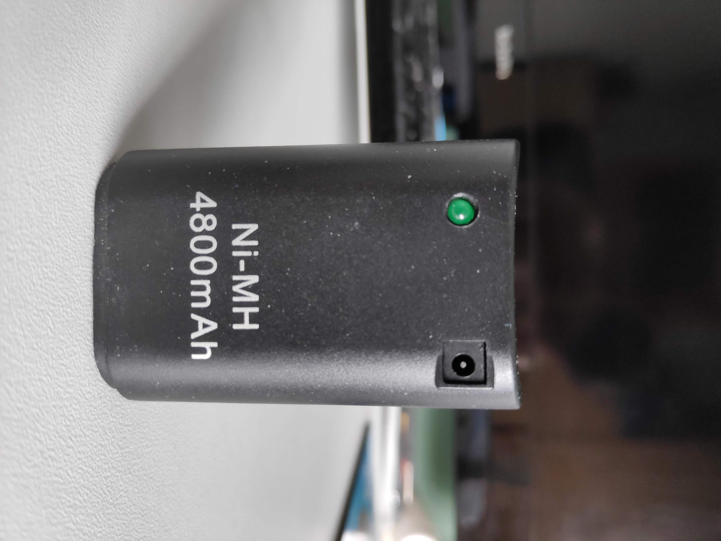 Recycling an Xbox 360 Remote Battery to LiIon Power 11 Steps