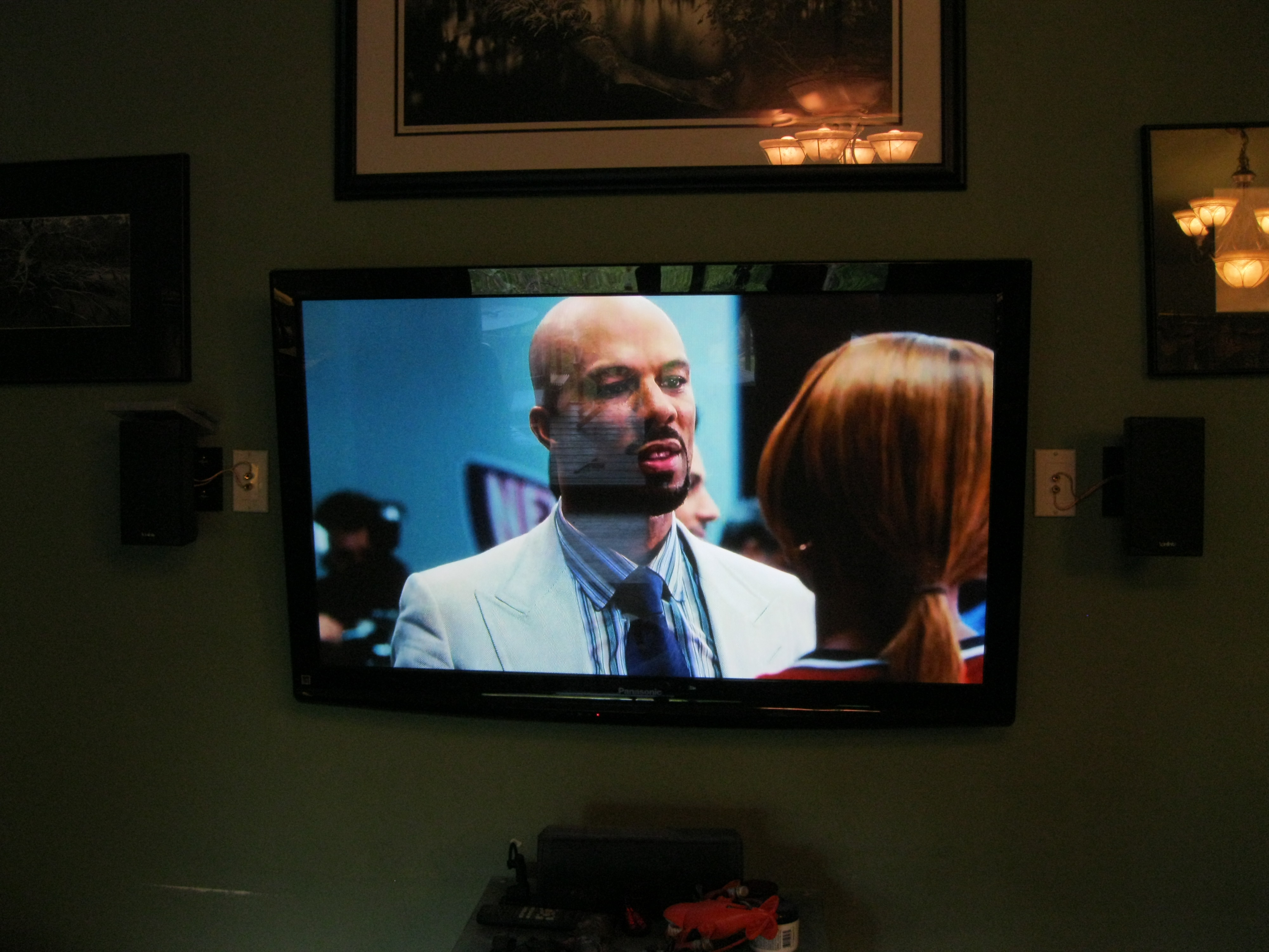 Hiding Power Cable and HDMI Cable for Wall-mounted TV