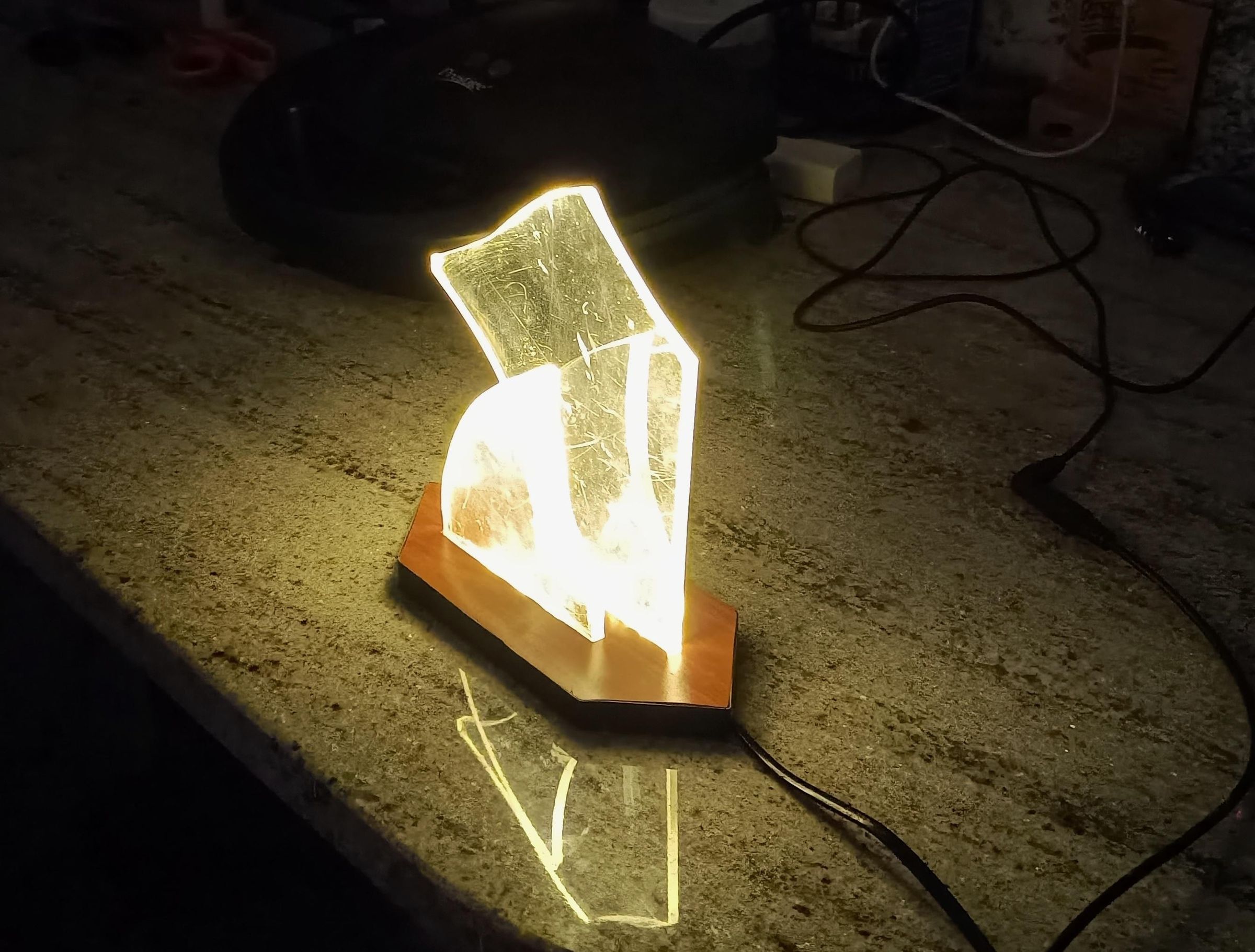 DIY Acrylic Desk Lamp 4 Steps (with Pictures) Instructables