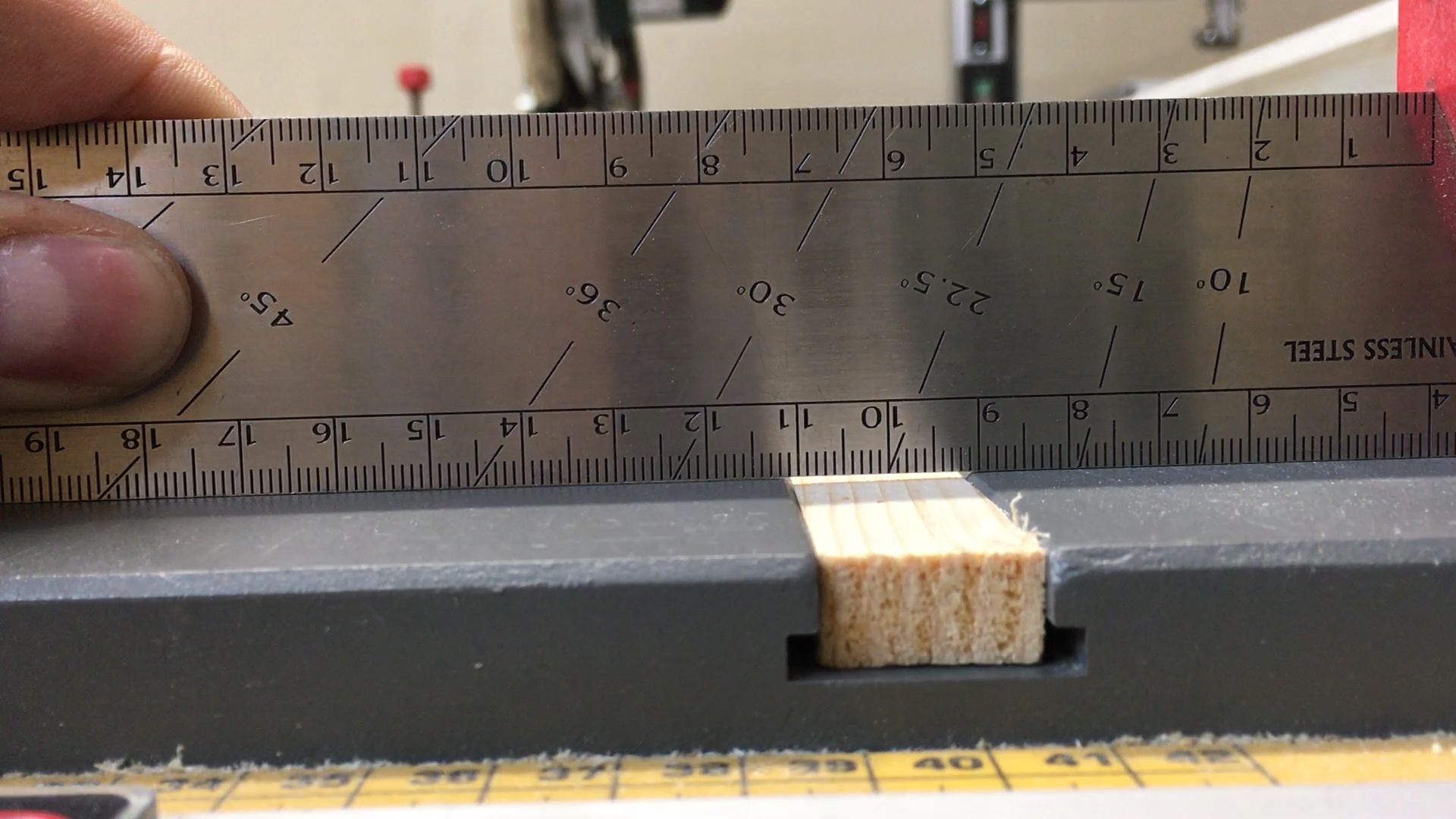 How to Make a CrossCut Sled for Table Saw 9 Steps (with Pictures