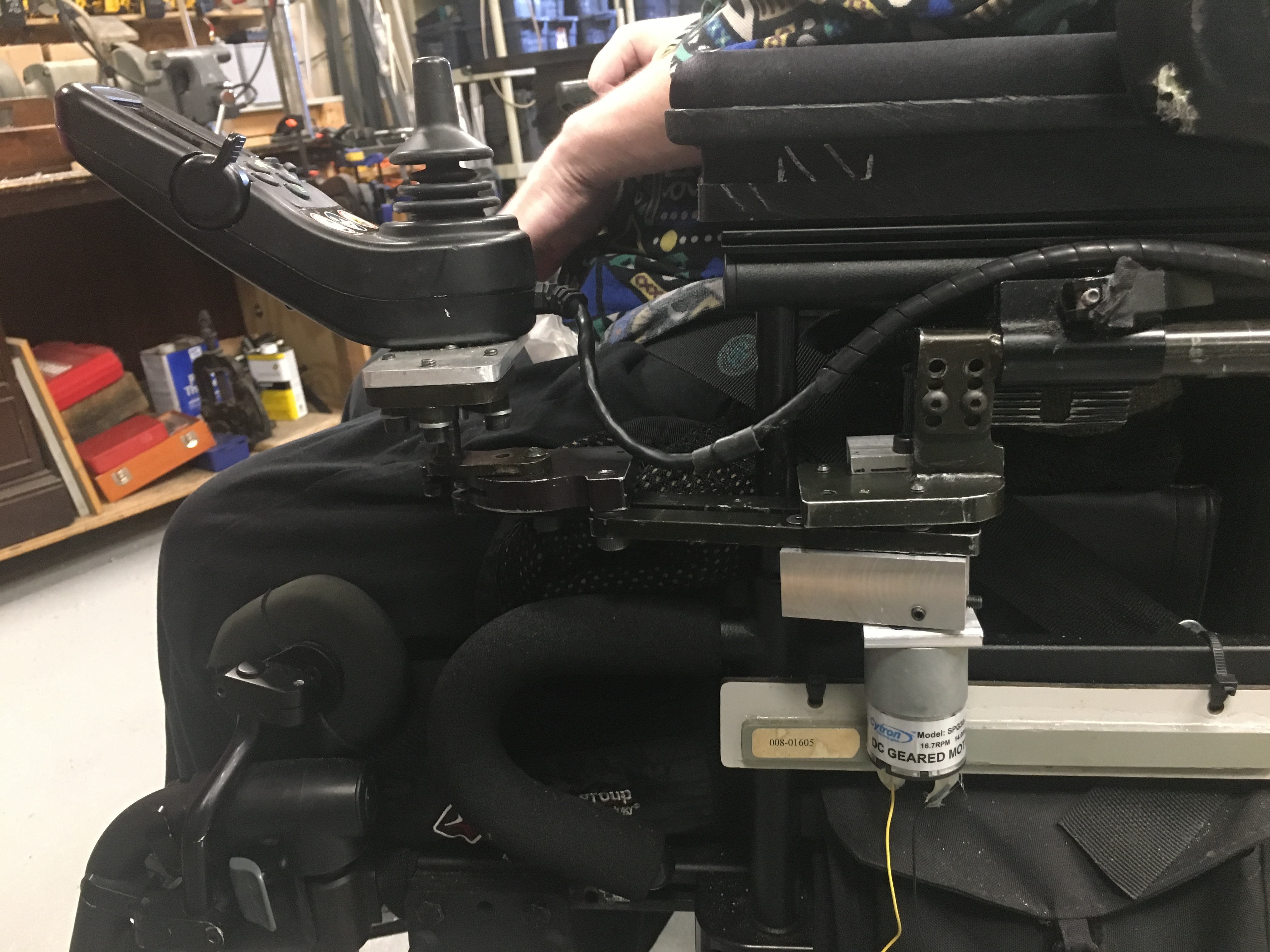 Developing a Motorized Retractable Joystick 10 Steps (with Pictures