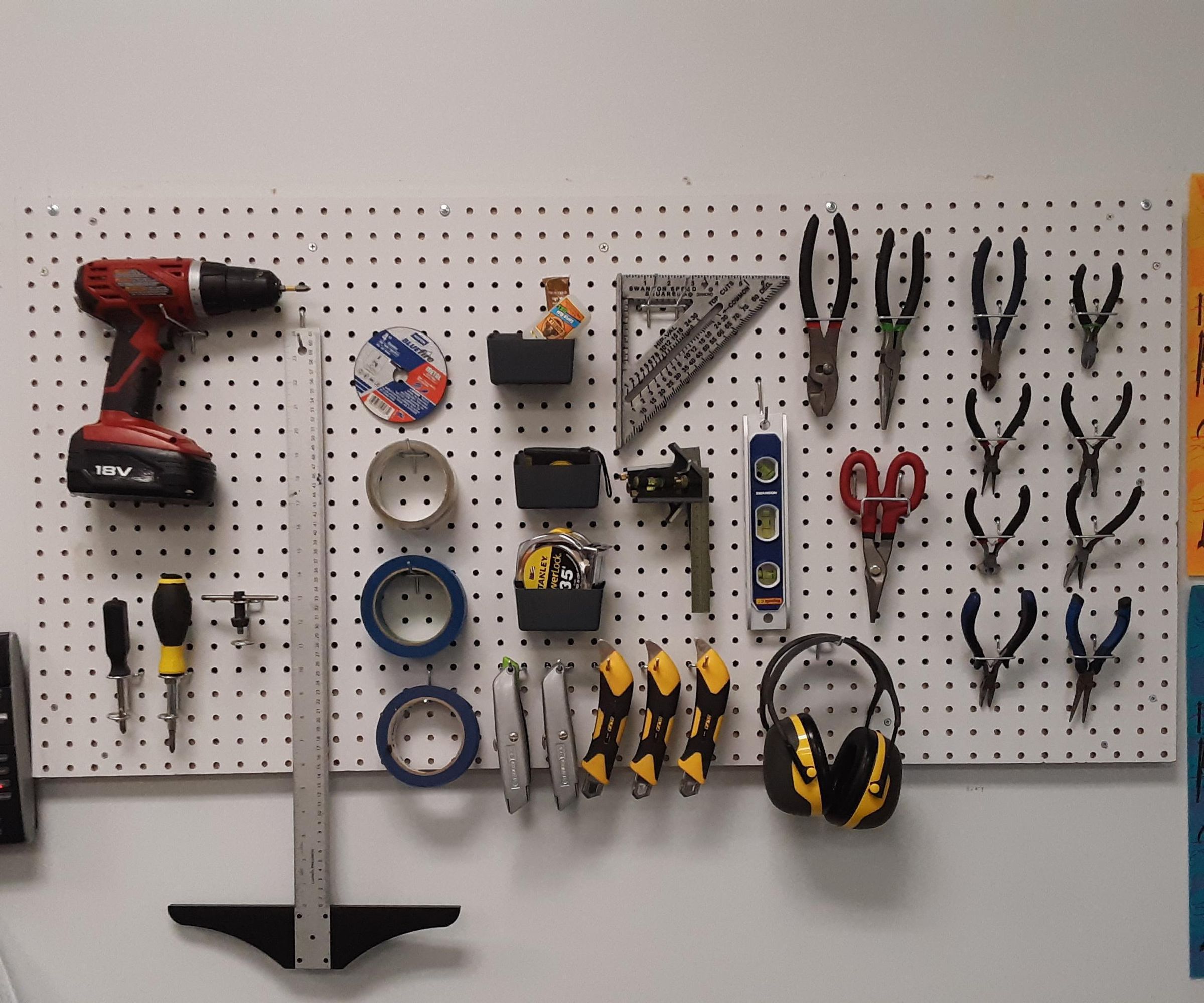 How to Build a Pegboard Wall Organizer