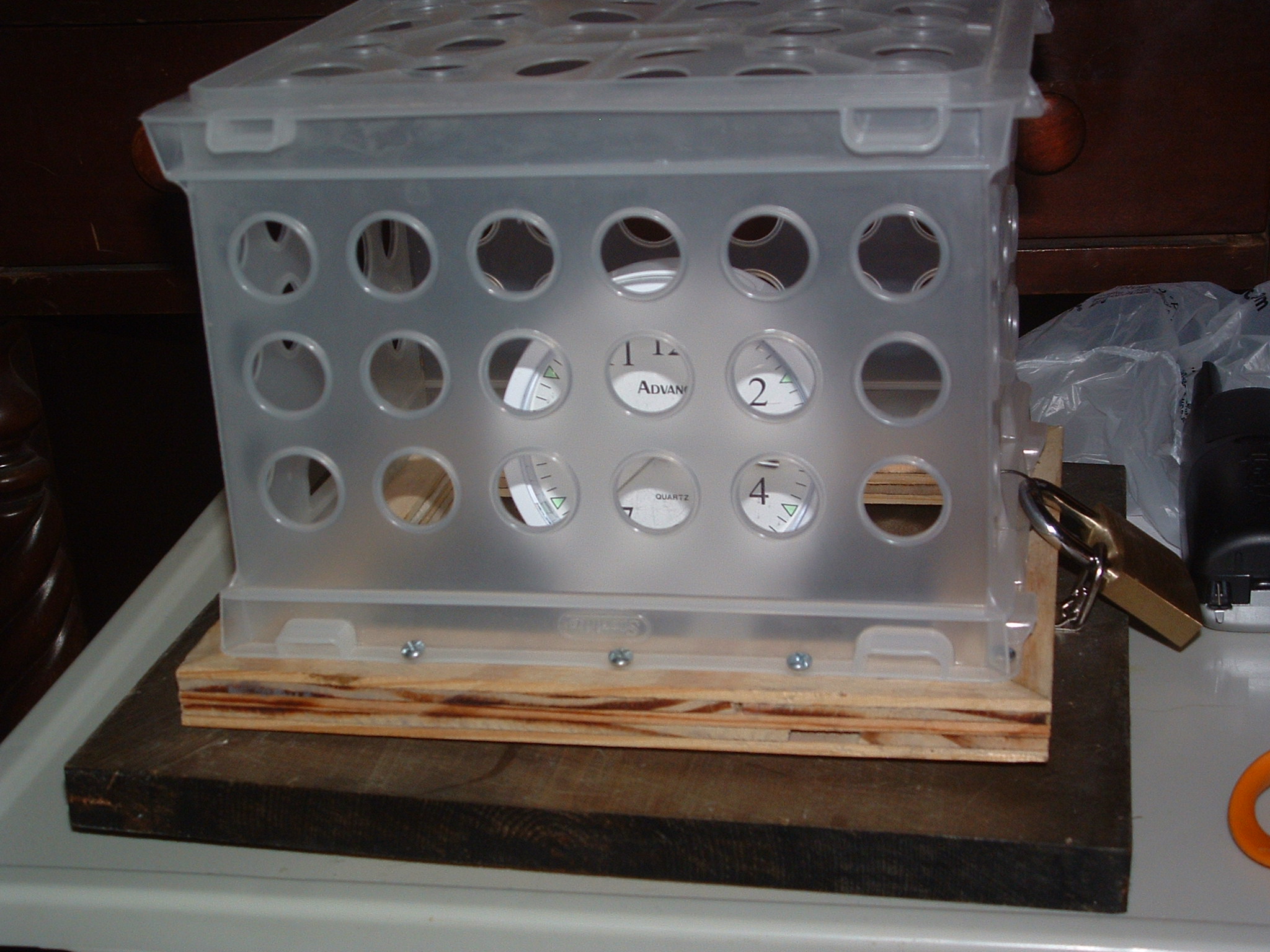 Cheap and Easy Clock Hack for Heavy Sleepers