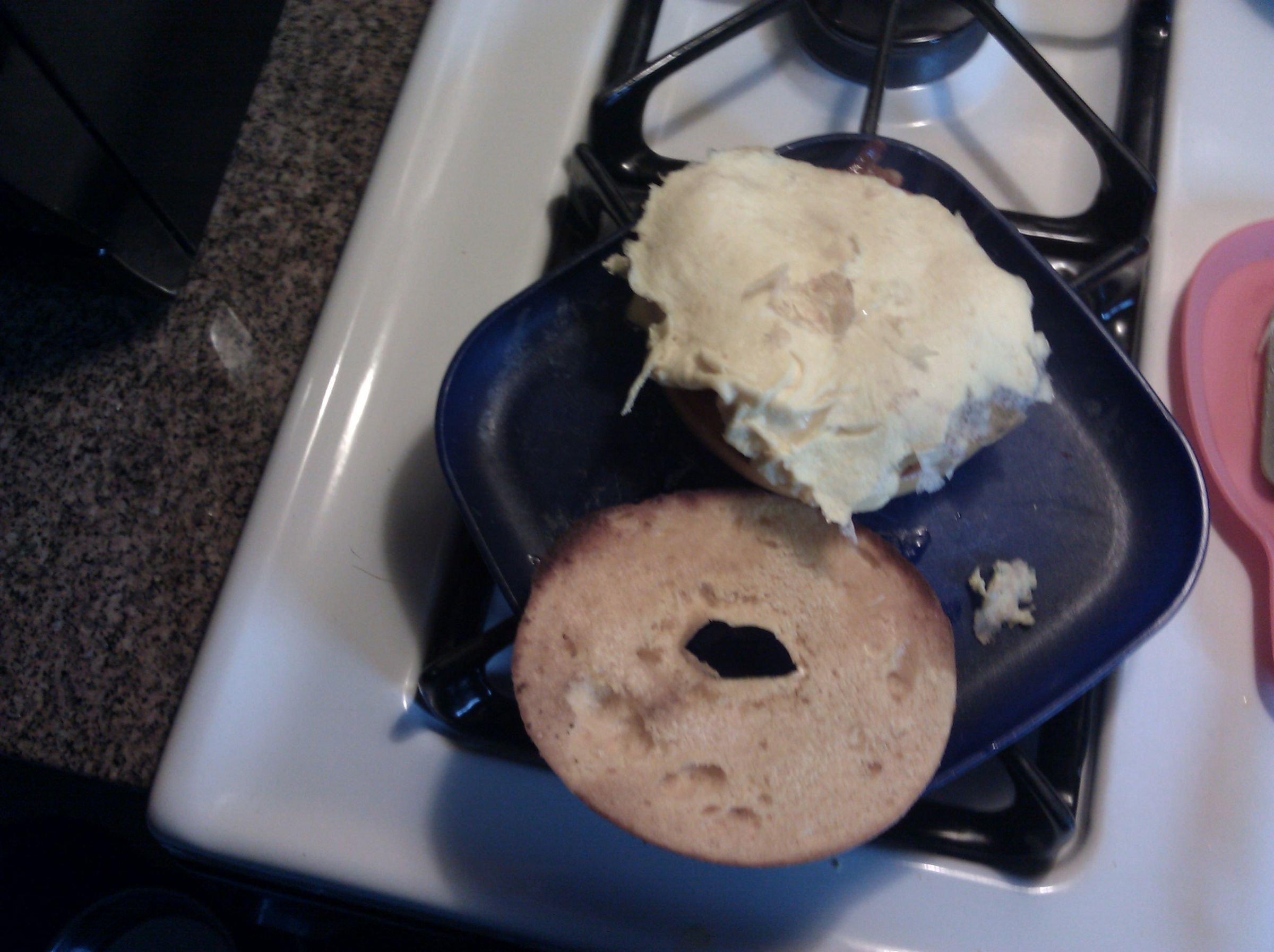 How to Make a Great Bacon & Egg Bagel Sandwich