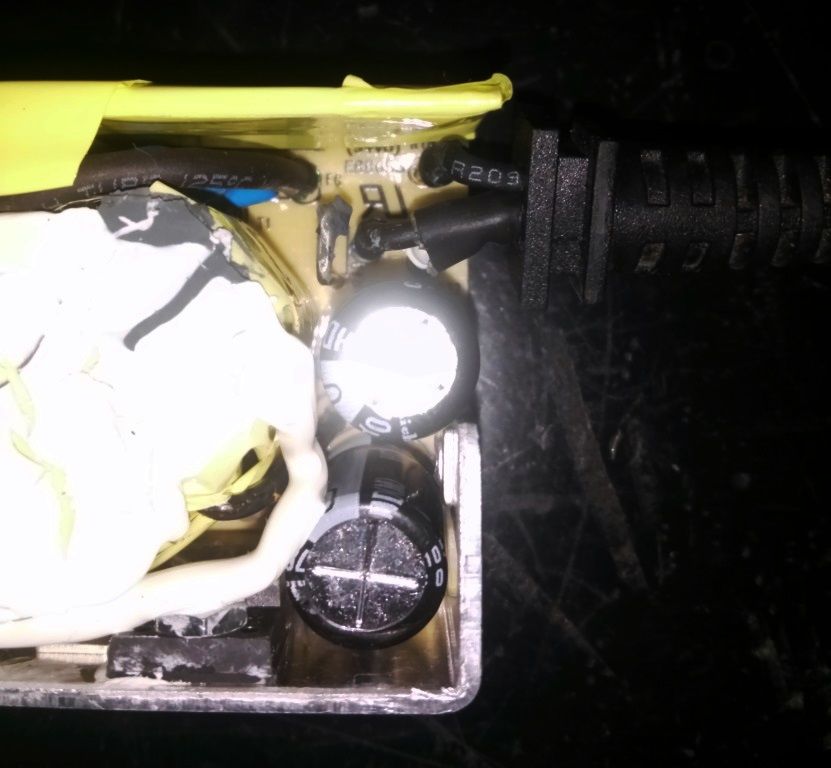 How to Repair HP Dv6 Notebook Power Adapter