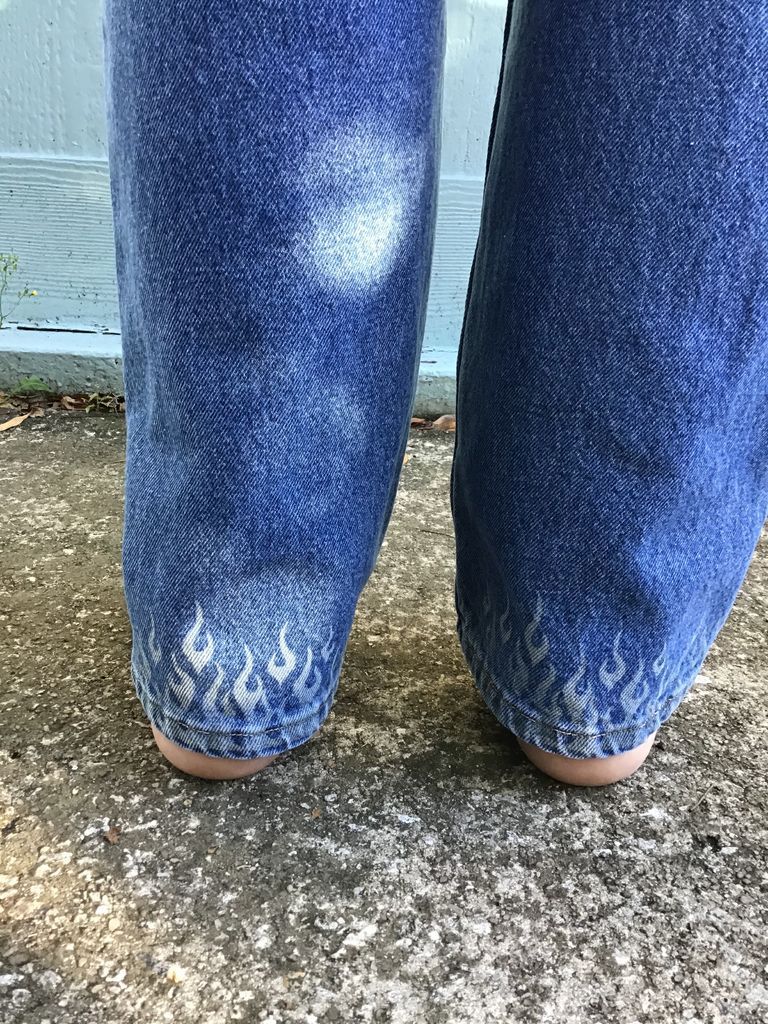 Laser Etched Flames on Denim Jeans 10 Steps (with Pictures)