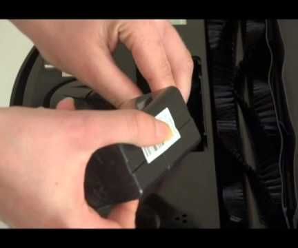 Uninstall the Battery on BObsweep Pethair or Standard