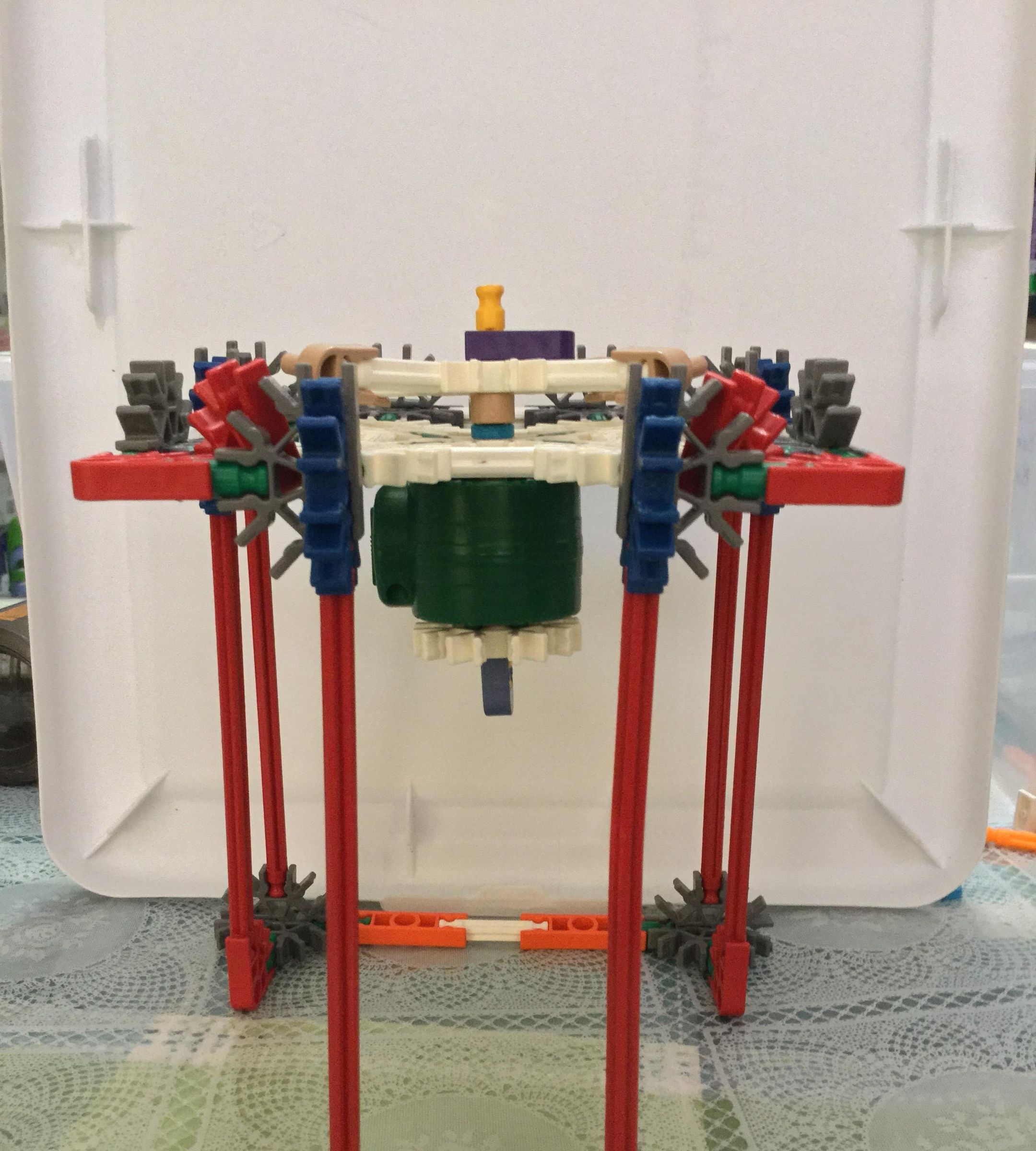 Spinning K’nex Ball Machine