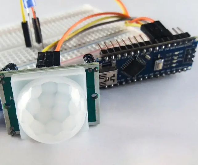 How to Use PIR Sensor With Arduino Nano : 3 Steps - Instructables
