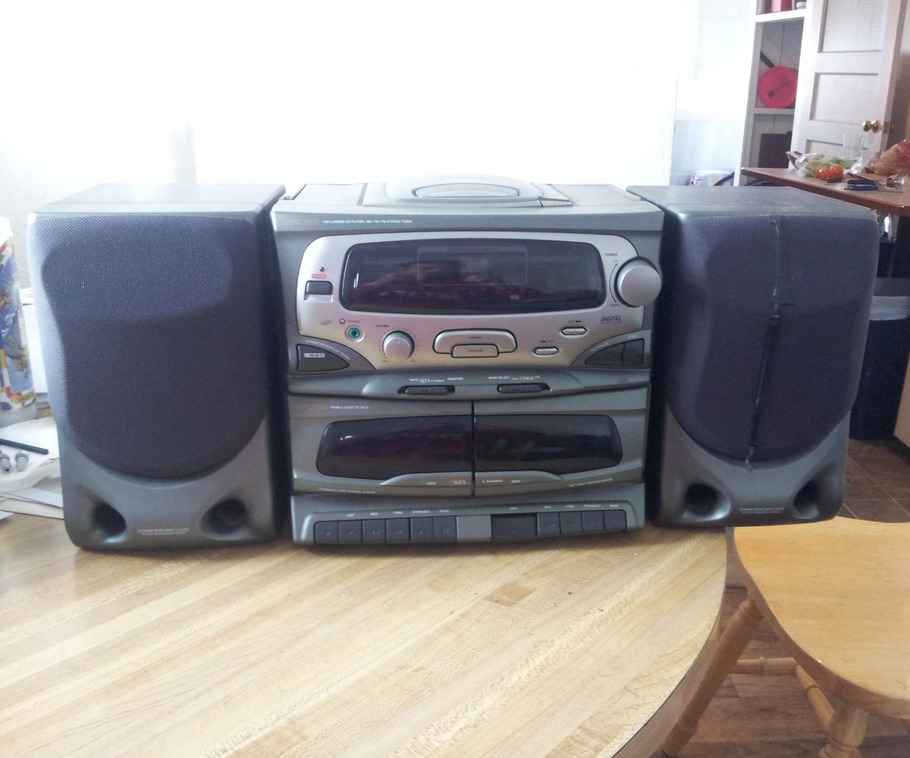 Boom Box Aux in Mod : 5 Steps (with Pictures) - Instructables