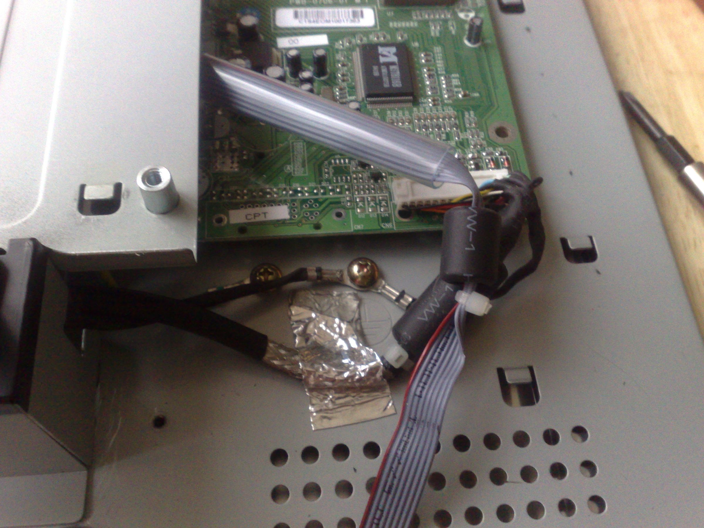 How to Repair HP 1702 Lcd Monitor With Broken VGA Cable 6 Steps