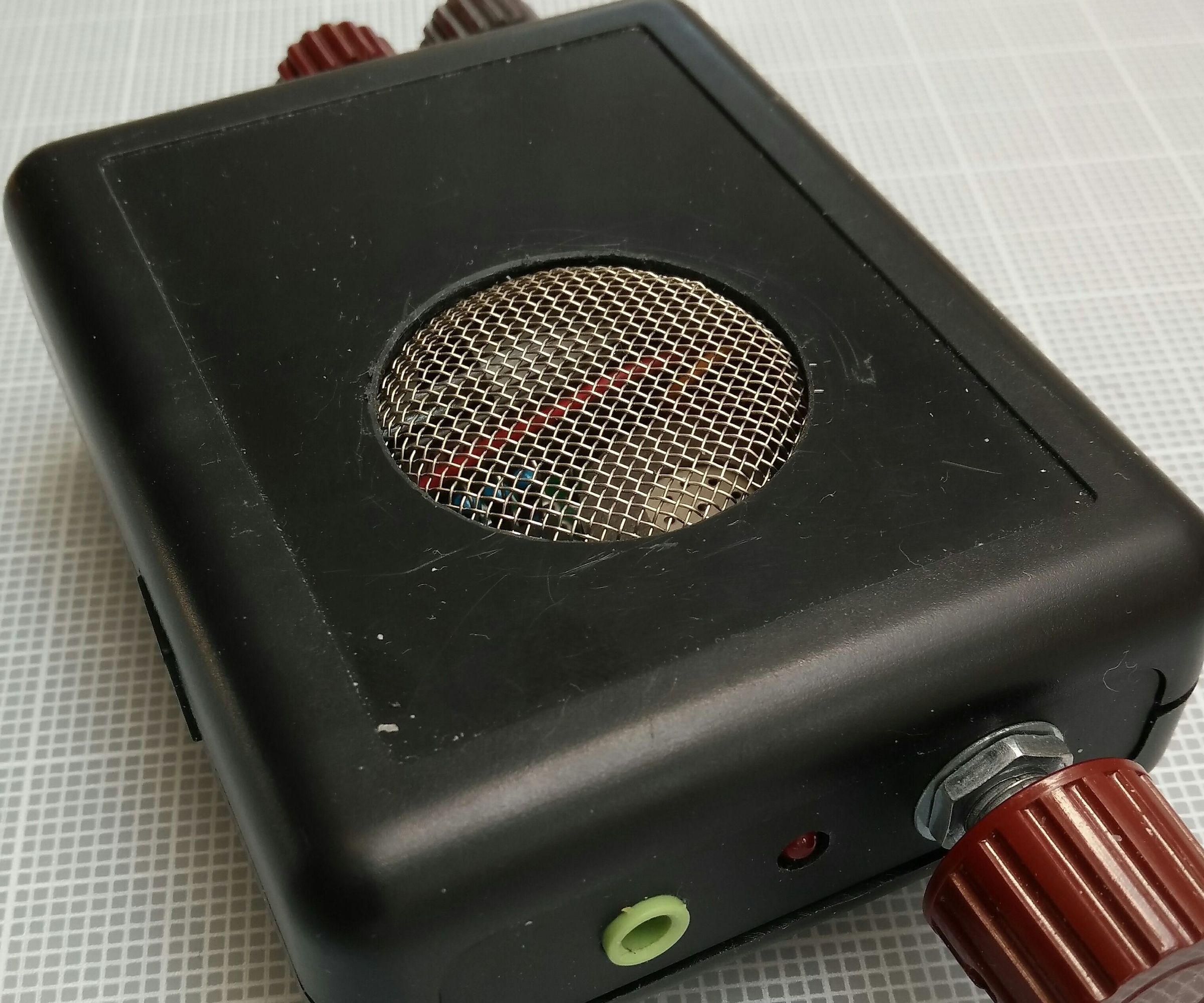 Iambic Keyer Using Microcontroller