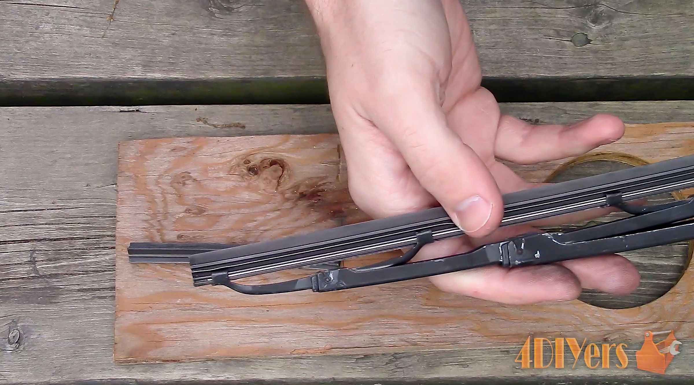 How to Replace Wiper Blade Refills 4 Steps (with Pictures