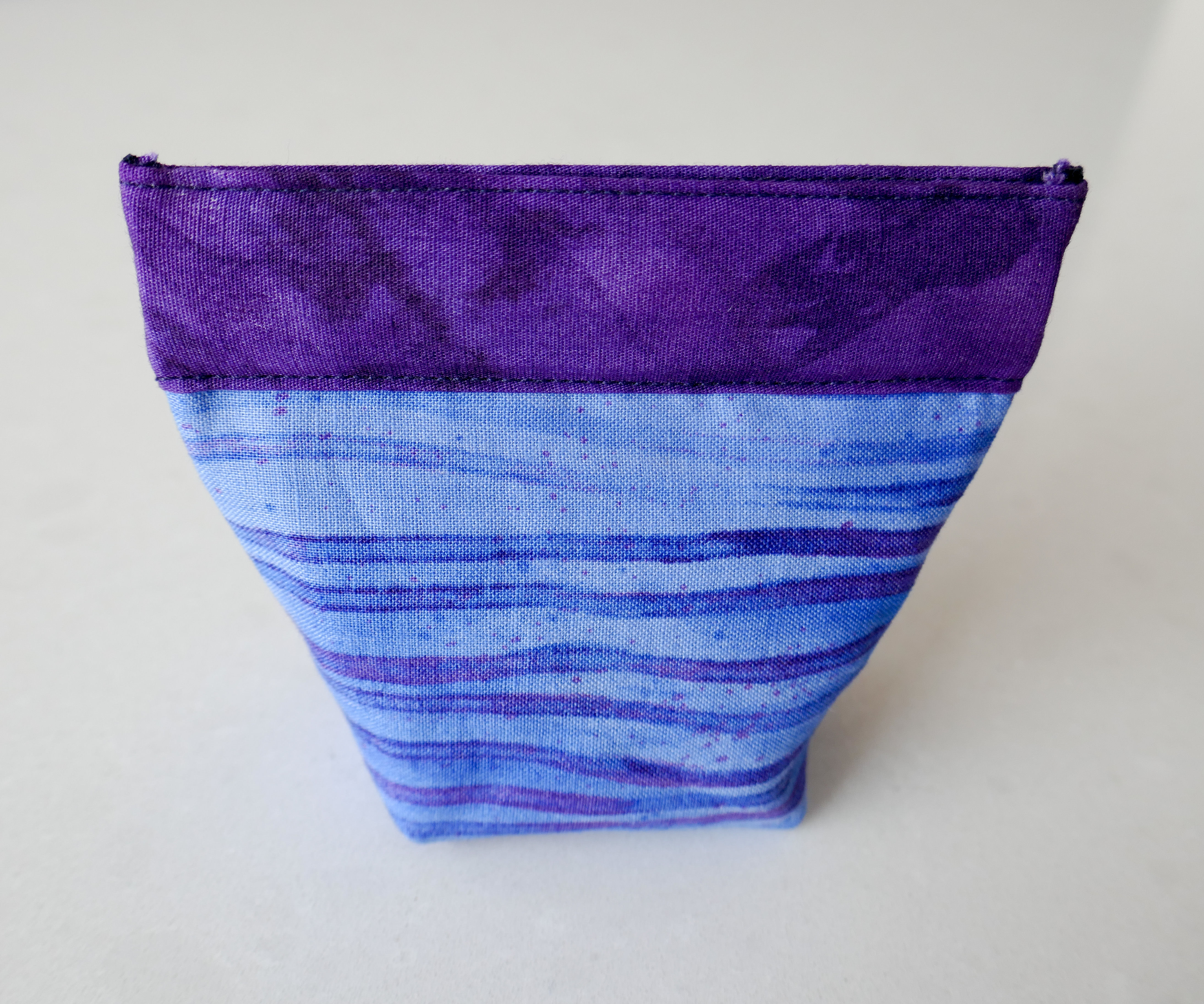 Transform Broken Measuring Tape to Coin Purse